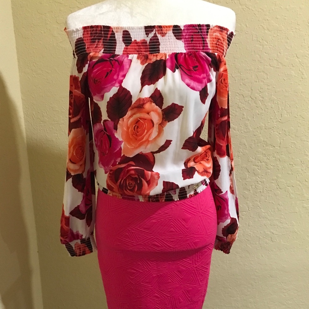 Floral off the shoulder top, sleeve slits by Bebe
